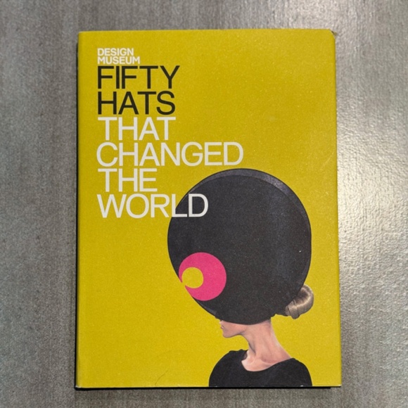 Design Museum Fifty Bags and Fifty Hats that changed the World Books - Picture 3 of 5